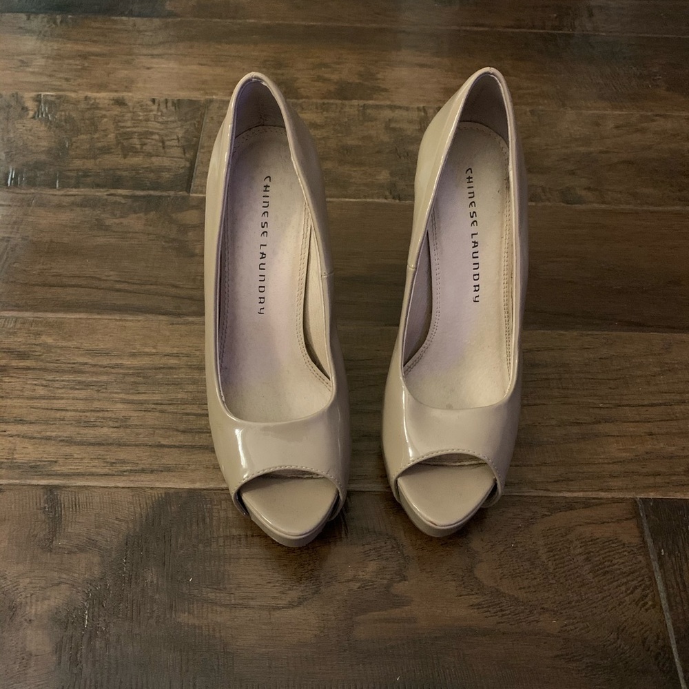 Chinese Laundry nude heels